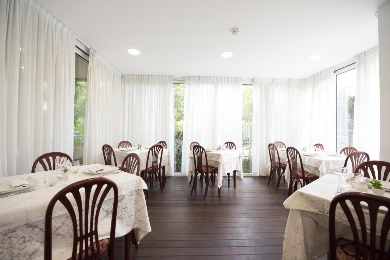 Hotel Puccini Riccione Esterno foto